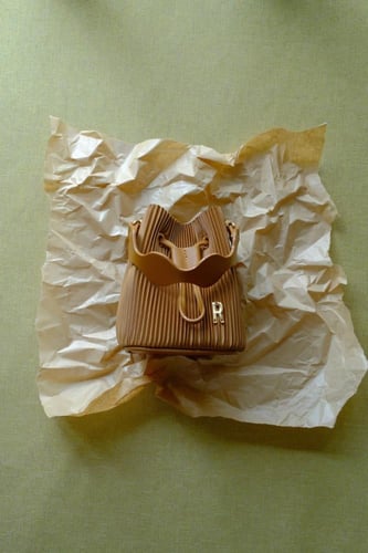 حقيبة دلوجوزة الطيب الصغيرة / براند رييبلت