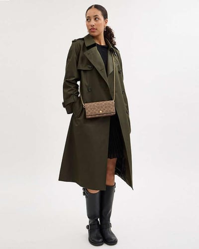 محفظة أساسية طويلة السلسلة / ماركة كوتش