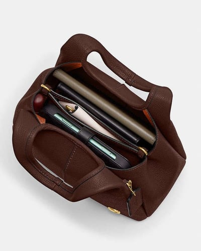 حقيبة كتف لانا 23 / براند كوتش