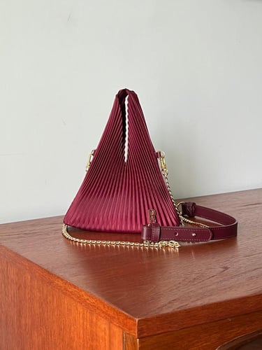 حقيبة هوبو بيتيت مانغوستين /ريبليت - repleat bag