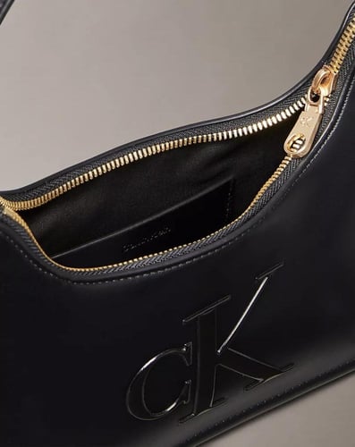 حقيبة كتف بشعار منقوش/ براند كالفن كلاين
