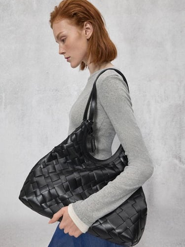 حقيبة إيفيت المنسوجة - لون أسود