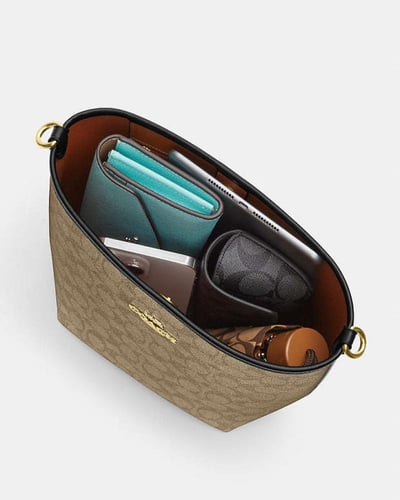 حقيبة دلو المدينة من قماش مميز