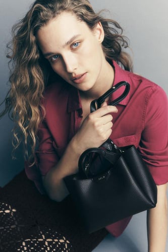 حقيبة ويلا الصغيرة/ براند دكني