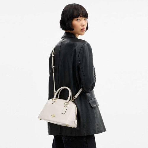 حقيبة لارا ساتشيل من Coach