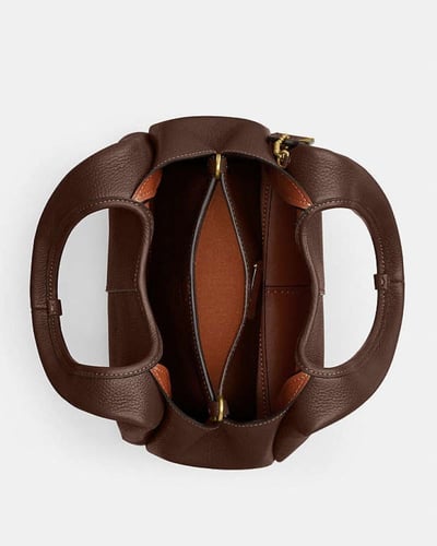 حقيبة كتف لانا 23 / براند كوتش