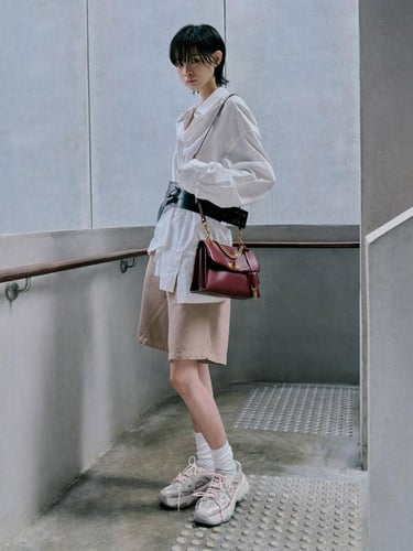 حقيبة كيري كروس بودي بمقبض سلسلة - لون التوت والبر...