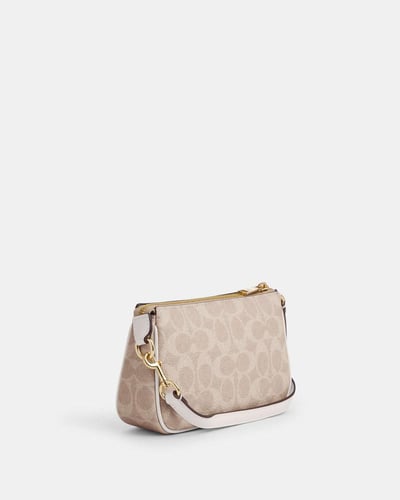 حقيبة نوليتا 19 في قماش التوقيع