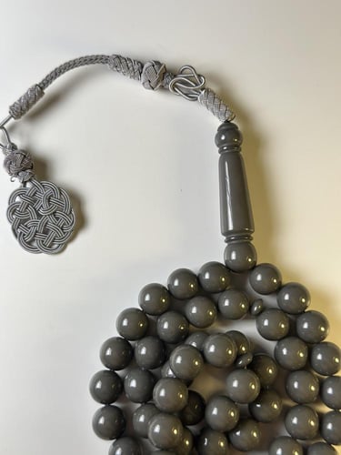 مسباح بكلايت شبيه فضة طرابزونية - اسمنتي غامق