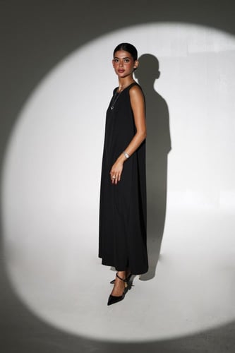 فستان عبايه قماش كريب لون اسود