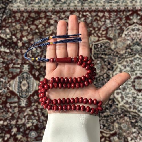 بكالايت عنابي ذروي