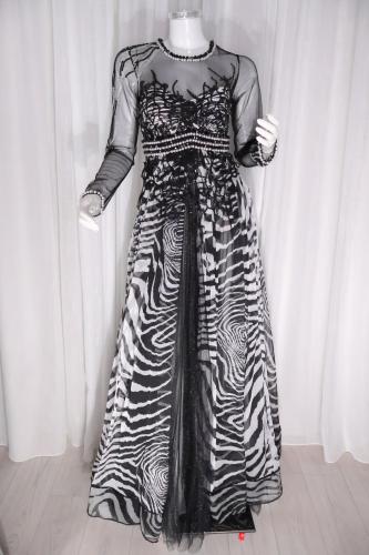 فستان شيفون طبعة نمري طويل بأكمام طويلة وقصة كلوش