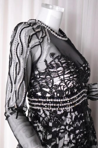 فستان شيفون طبعة نمري طويل بأكمام طويلة وقصة كلوش