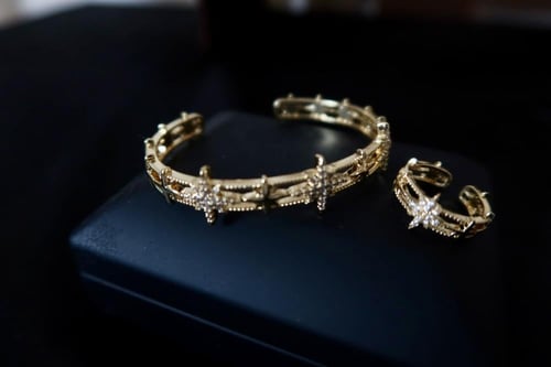 اسوارة Apm تصميم نجوم فريد