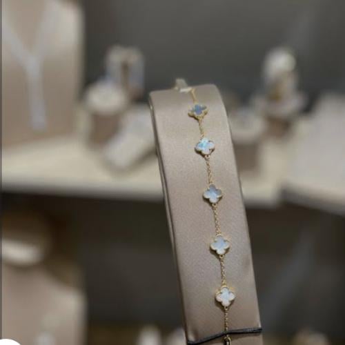 فانكليف 5 وردات ميني ذهبي صدفي