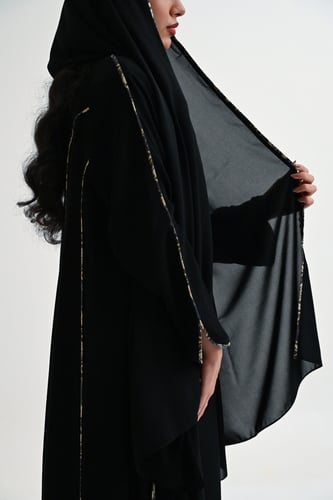 عباية كريب كوري كلوش مخطط SS17