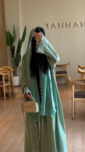 Jacqueline abaya
