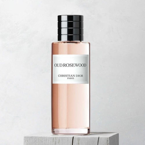 عطر عود روزوود أو دو برفيوم من ديور Christian Dior...