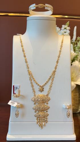 طقم ذهب صافي عيار 22k