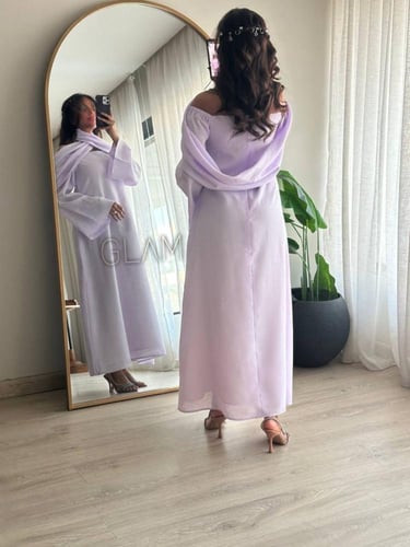 فستان كتان برقبة قصة واسعة