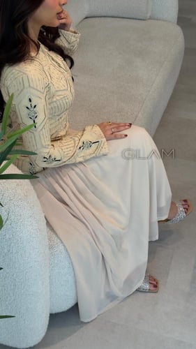 فستان بتطريز هندي مع شيفون جورجت