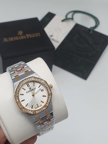 ساعة أوديمار النسائية - كشخاتي