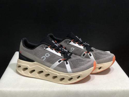 اون رننج كلاود كليبس - كشخاتي