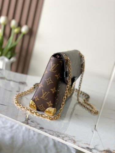 لوي فيتون MARCEAU Master Quality