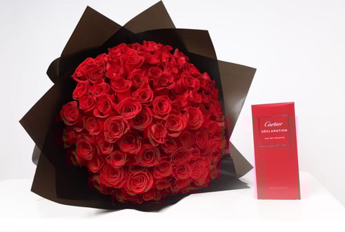 باقة الجوري الاحمر مع عطر كارتير