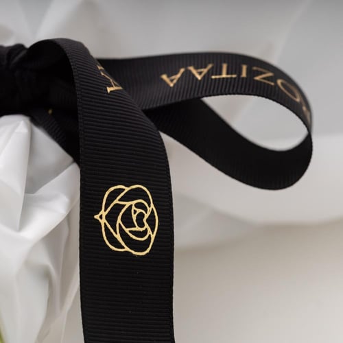 باقة البتلات الرقيقة مع مكس براند من هانوفيرين