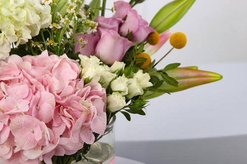 فازة الربيع الفاخرة