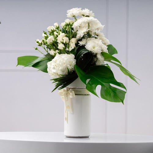 مزهرية بياض الثلج