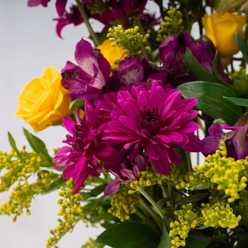 مزهرية شذى الربيع مع بيكان الكراميل المملح من هانو...