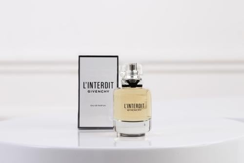 عطر جيفنشي لانتير