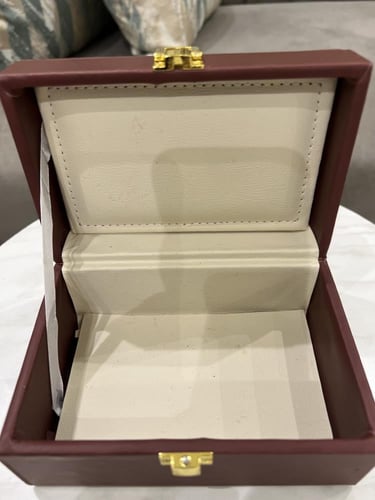 علب جلد ايطالي فاخره حجم ثمن كيلو