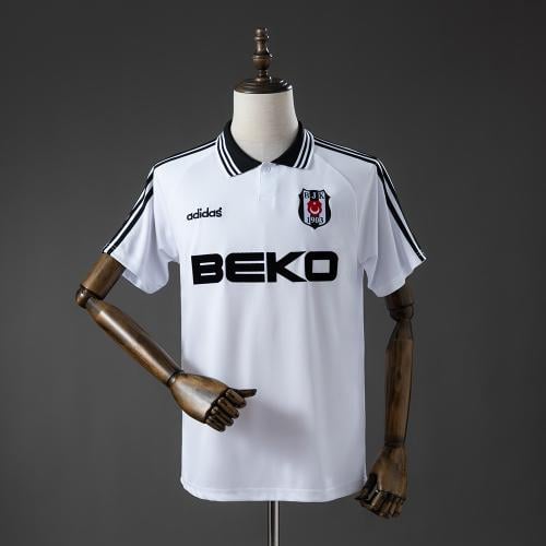 تيشيرت بيشتكاش الأساسي 96/97