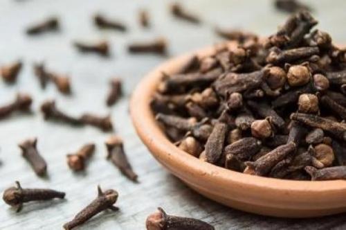 مسمار (قرنفل) درجة أولى