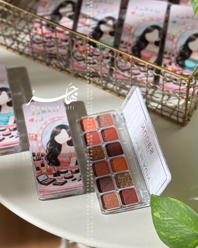 باليت ( سِحر العيُون )