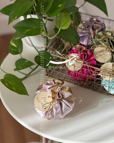 بقشة ( حُلوَة الأَعياد )