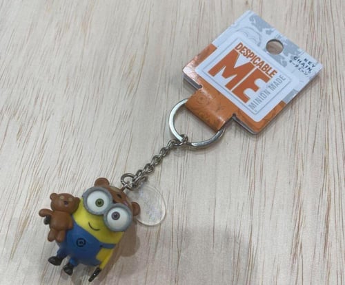 ميداليات متنوعه من المينيونز