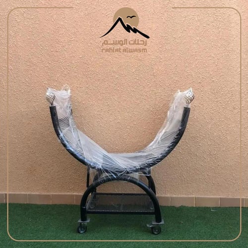 حامل حطب حديد حجم وسط - تصميم متين وسهل الاستخدام