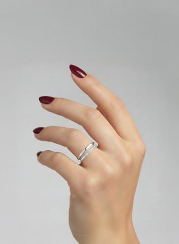 خاتم أستيرا ذهبي