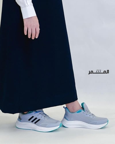 حذاء رياضي - أديداس ( رمادي فاتح- ازرق )