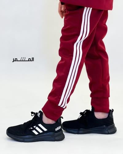 حذاء رياضي - أديداس (اسود مخطط ابيض)