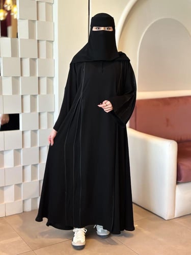 عبايه الفاخره +طرحه + نقاب مجانااا