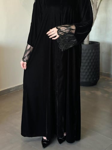 عبايه 888+طرحه مجانا