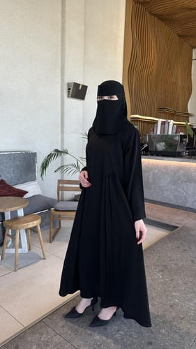 عبايه رقم 201+طرحه