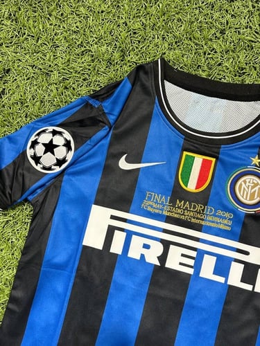 قميص الانتر موسم الثلاثيه ، نهائي مدريد 2010