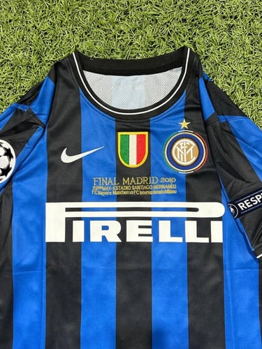 قميص الانتر موسم الثلاثيه ، نهائي مدريد 2010