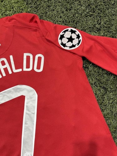 قميص كريستيانو رونالدو(اكمام طويلة) - مانشستر يونا...